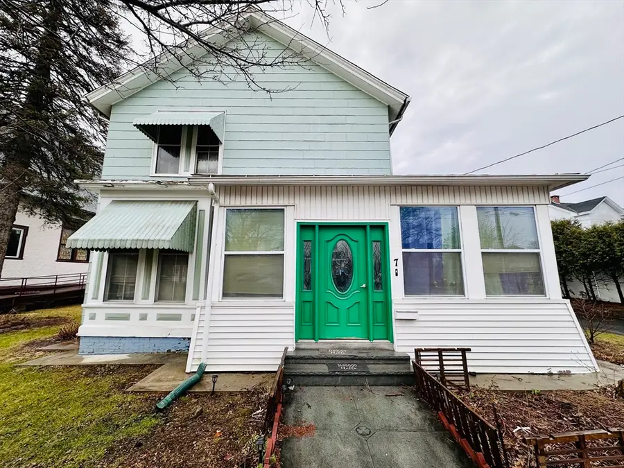 7 Washington St, Westfield, MA 01085 - #2