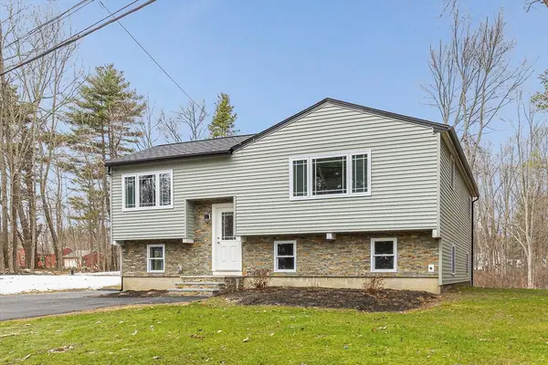 7 Trues Pkwy, Sandown, NH 03873