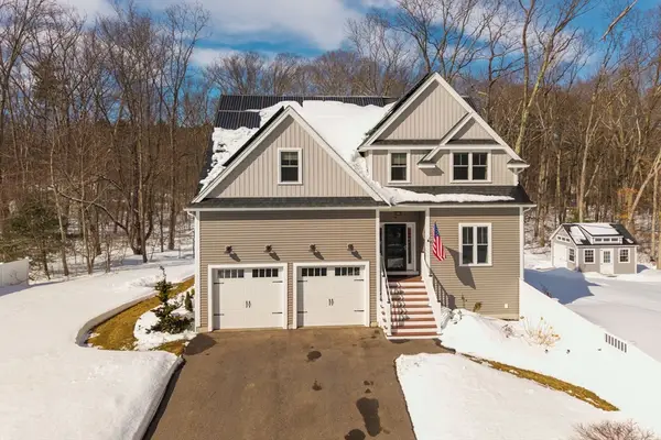 46 True Rd, Salisbury, MA 01952