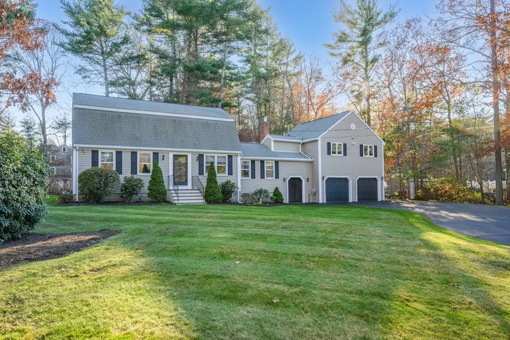 31 Hillcrest Dr, Pembroke, MA 02359 - #1