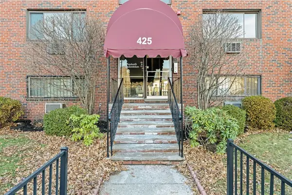 425 S Huntington #6, Boston, MA 02130