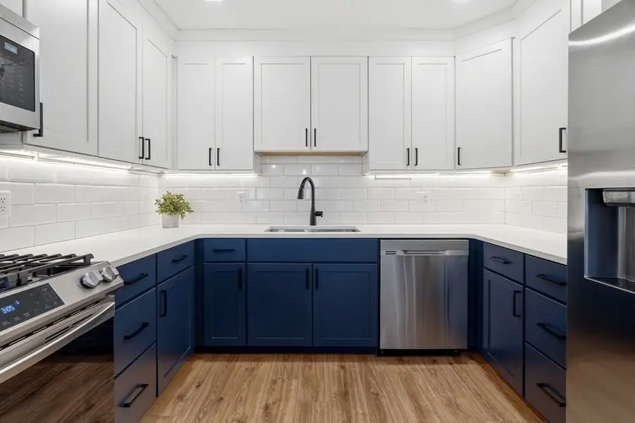 1721 Centre St #304, Boston, MA 02132 - #3