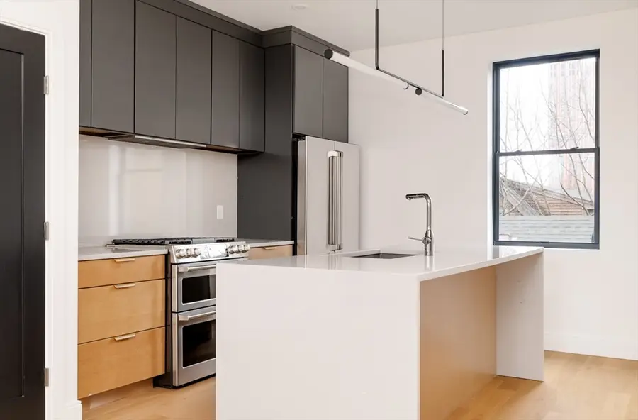 182 Tremont St #4, Somerville, MA 02143 - #2