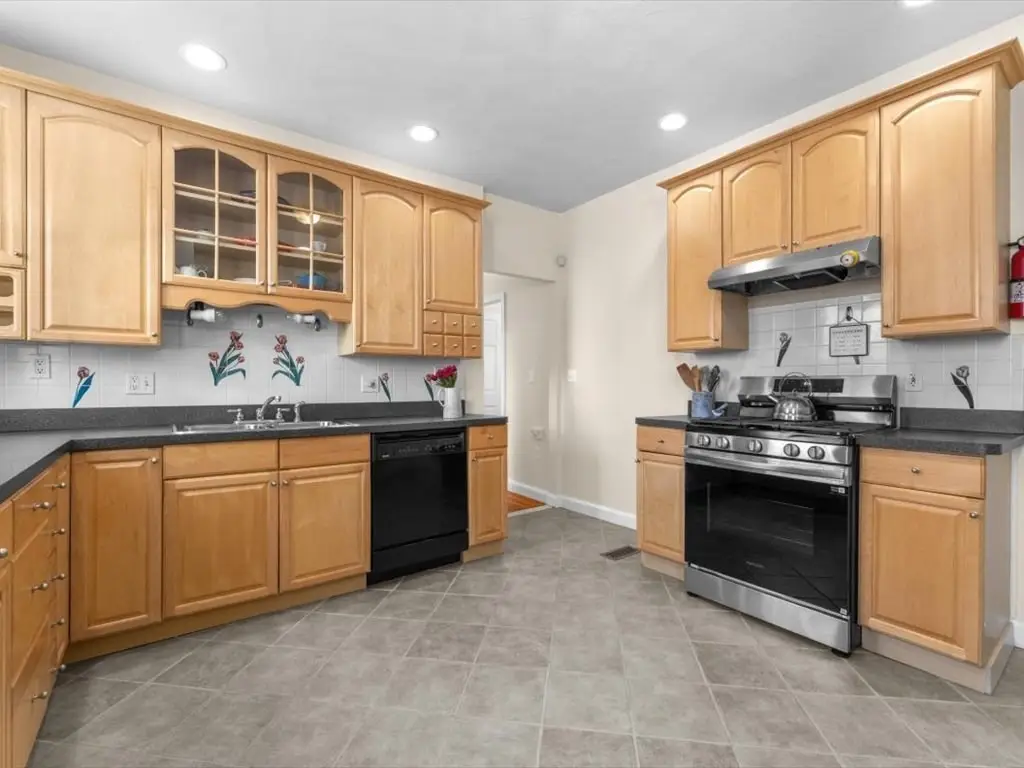 11 Doris St #1, Boston, MA 02125 - #1