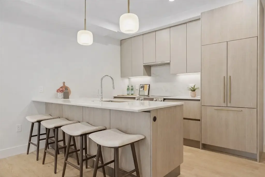118 B Street #406, Boston, MA 02127 - #1