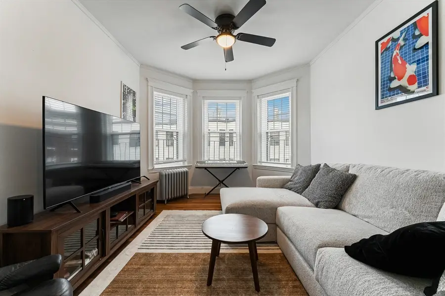 1576 Commonwealth Ave #11, Boston, MA 02135 - #2