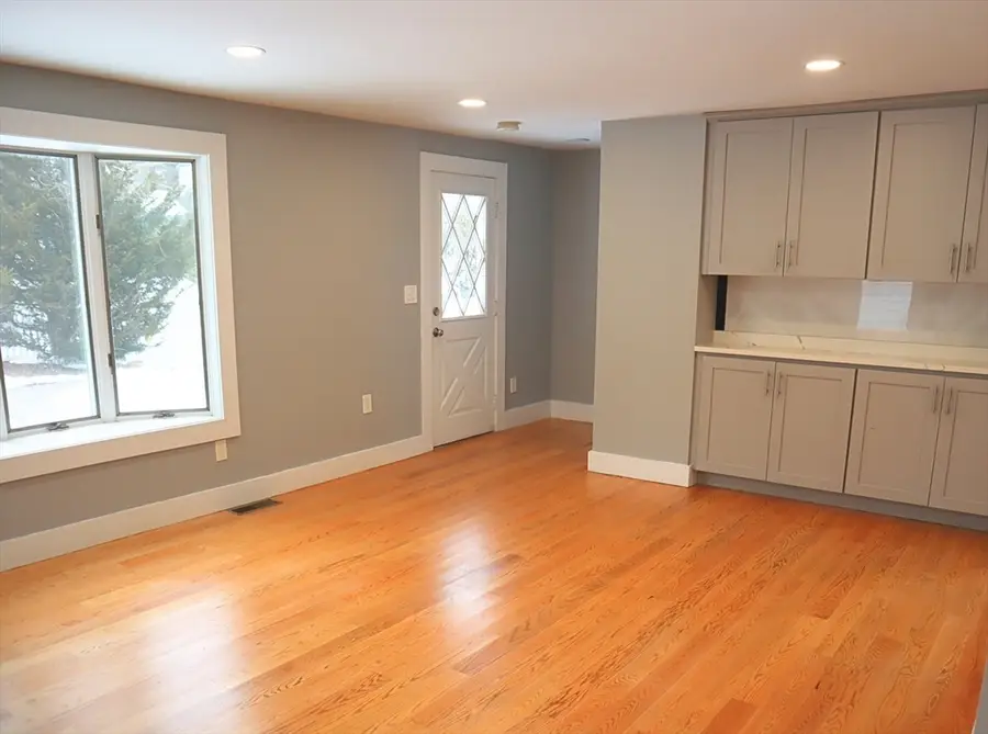 17 Maple St, Westford, MA 01886 - #3