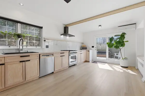 11 Sherwood St #1, Boston, MA 02131