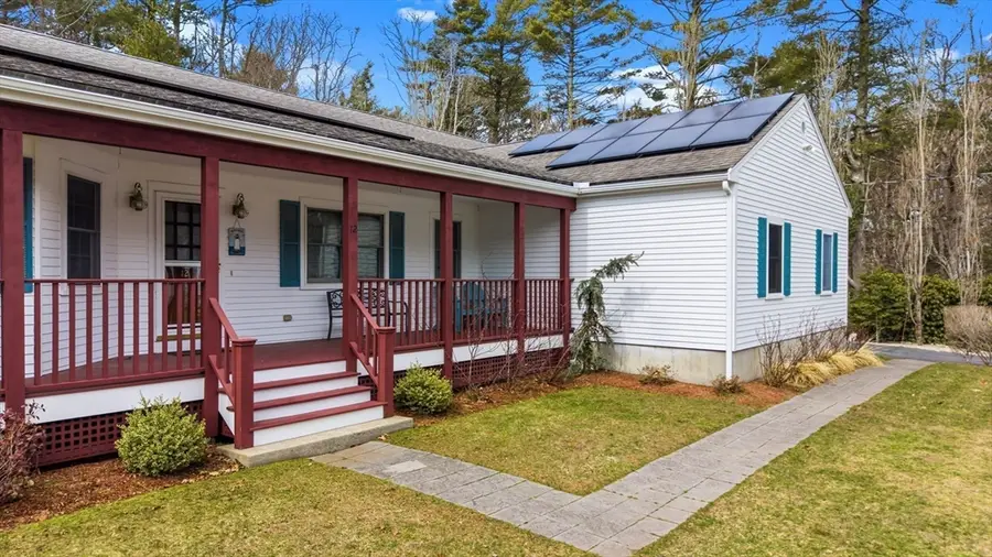12 Brandt Beach Ave, Mattapoisett, MA 02739 - #2