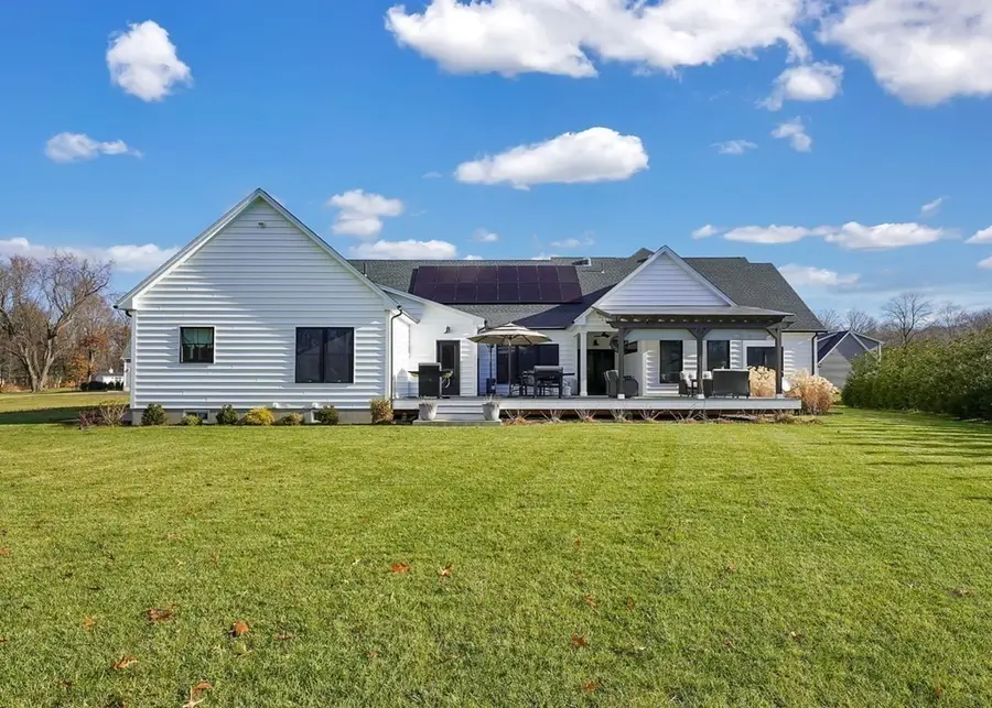 14 Willow Brook Ln, Wilbraham, MA 01095 - #2