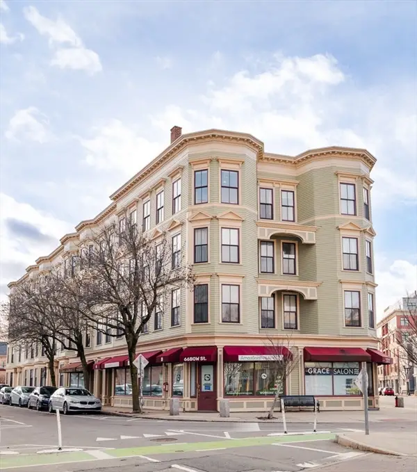 60 Bow Street #E, Somerville, MA 02143