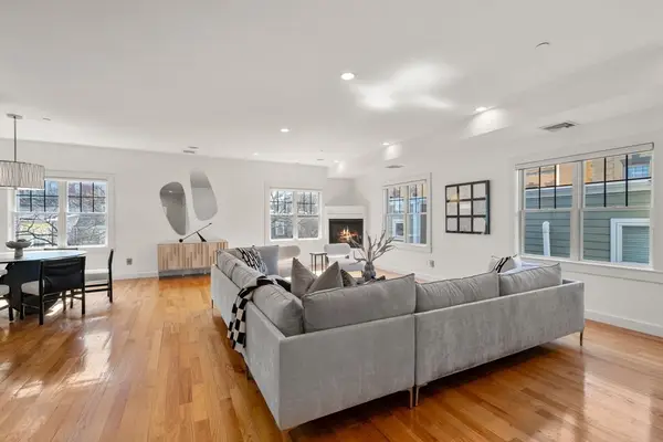 345 W Broadway #9, Boston, MA 02127