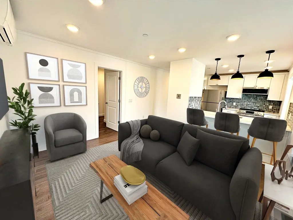 33 Leyden St #6, Boston, MA 02128 - #1