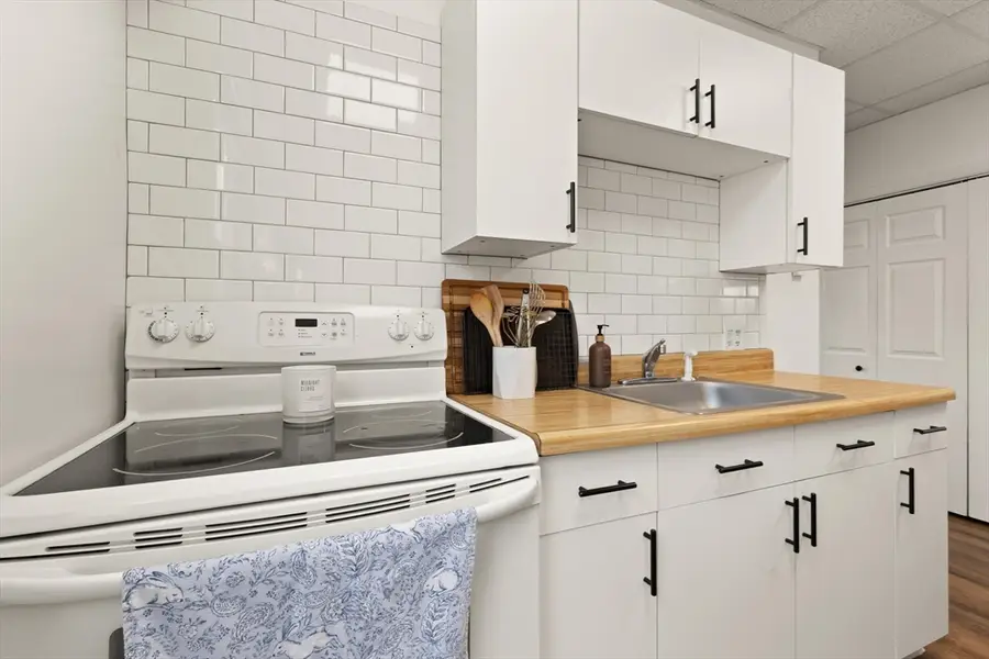 8-R North Street #5B, Plymouth, MA 02360 - #2