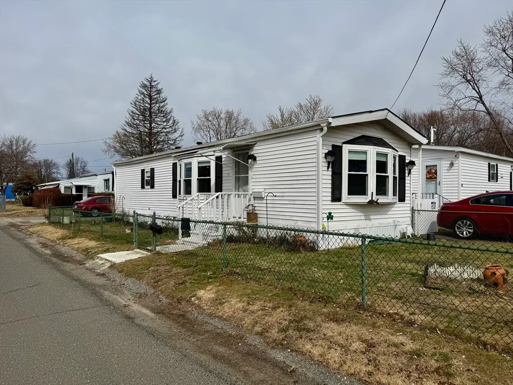 31 Mobile Home Way, Springfield, MA 01119 - #1