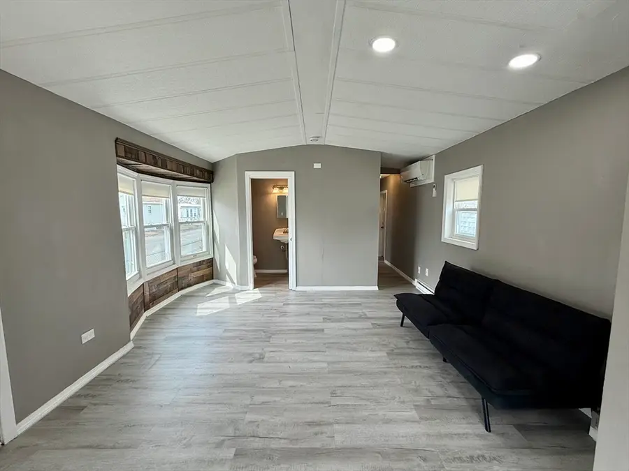 31 Mobile Home Way, Springfield, MA 01119 - #3