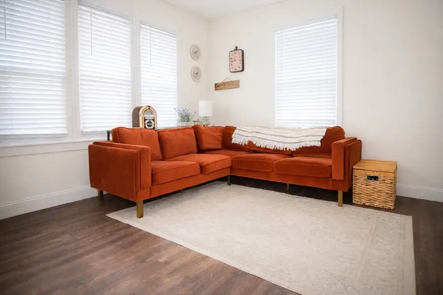 65 Stearns Ter, Chicopee, MA 01013 - #2