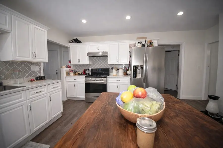 65 Stearns Ter, Chicopee, MA 01013 - #3