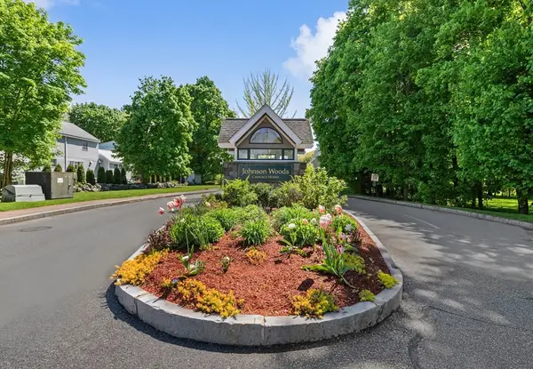 106 Johnson Woods Drive #106, Reading, MA 01867