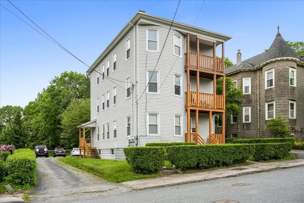 29 Tatman St, Worcester, MA 01607 - #1