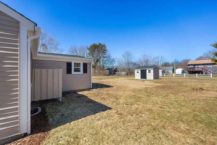 14 Sharon Dr, Falmouth, MA 02536 - #3