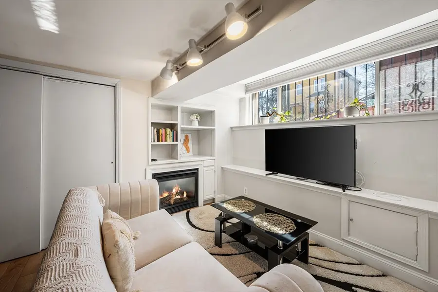 80 Florida St #12, Boston, MA 02124 - #2