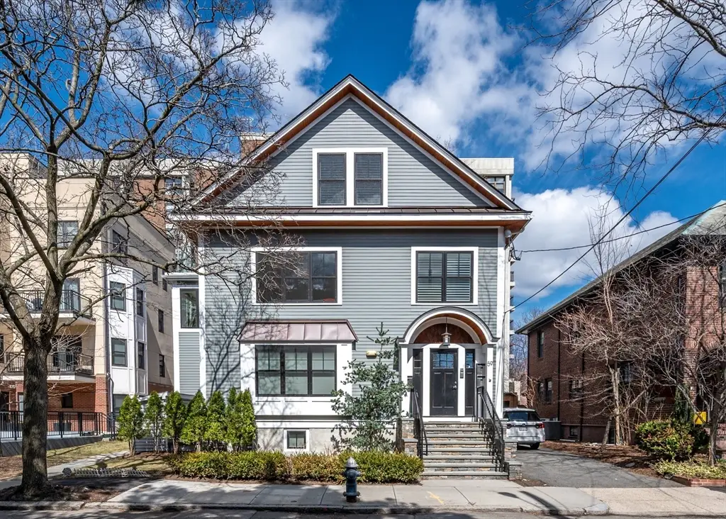 59 Auburn St #2, Brookline, MA 02446 - #1