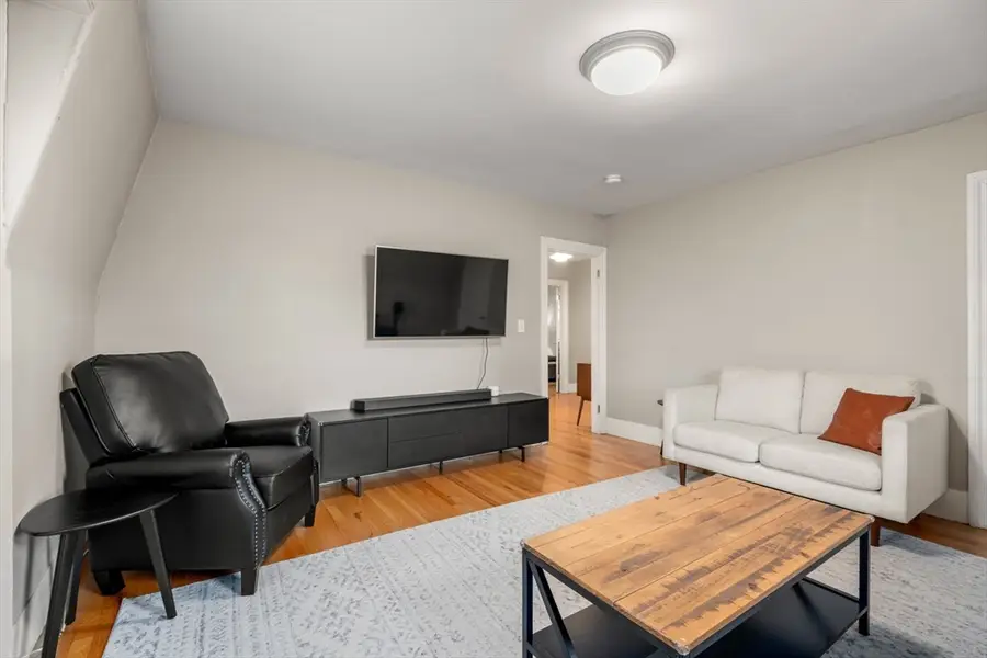 28 Franklin St #28, Watertown, MA 02472 - #3