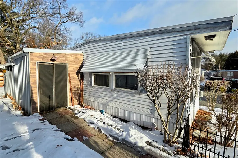 1760 Westover Rd #5, Chicopee, MA 01020 - #2