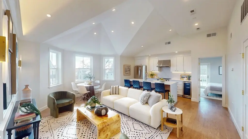 411 Salem St #3, Medford, MA 02155 - #1