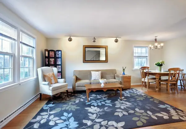 27 Clough Rd #27, Dedham, MA 02026