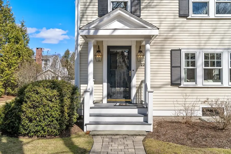 22 S Lincoln St, Natick, MA 01760 - #2