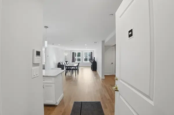 9 Independence Ave #102, Braintree, MA 02184