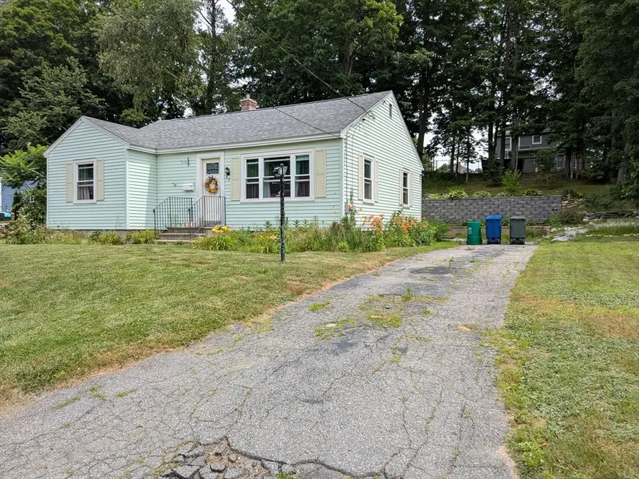 17 Daley St, Leominster, MA 01453 - #2