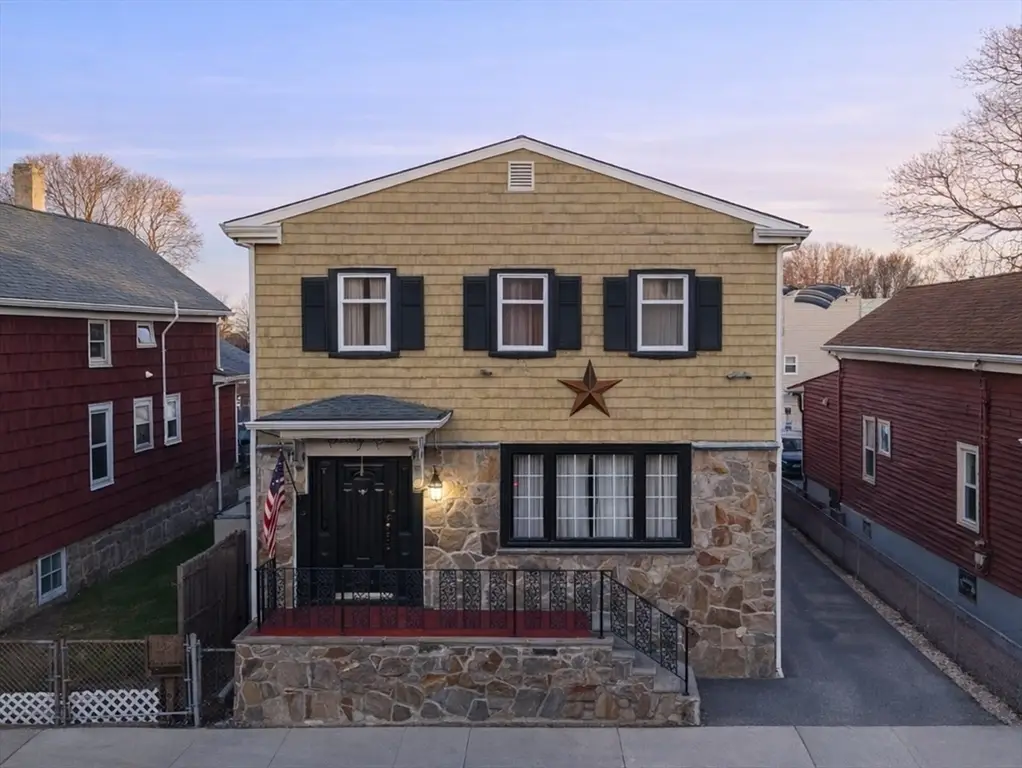 76 Liberty St, New Bedford, MA 02740 - #1