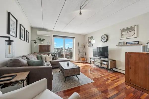 761 E 6th St #22P, Boston, MA 02127