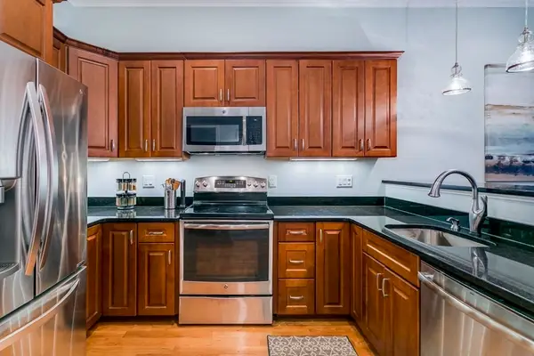 695 E 8th St #1, Boston, MA 02127