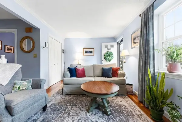 98 Mechanic St #E, Foxboro, MA 02035