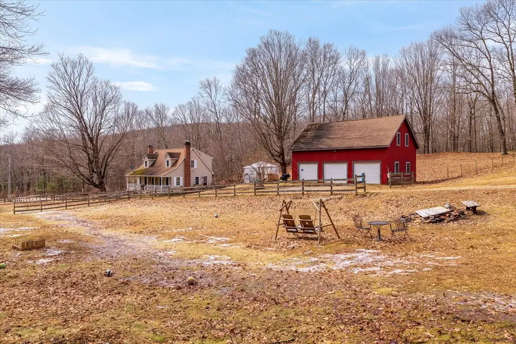 203 Union Rd, Wales, MA 01081 - #1