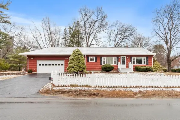 37 Manning Road, Chelmsford, MA 01824