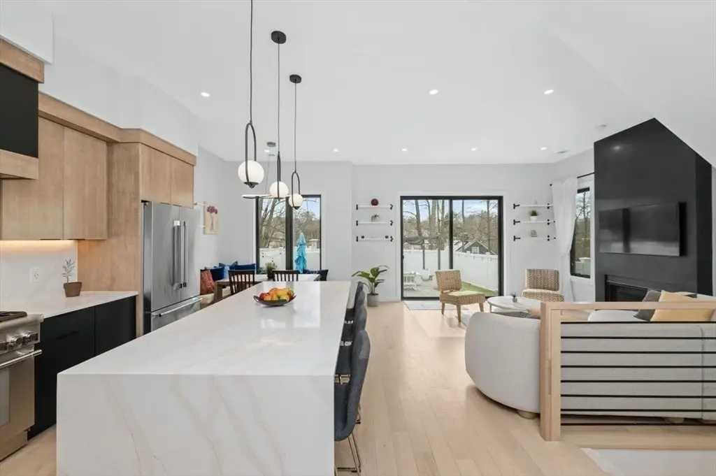 70 Washington St #70, Newton, MA 02458 - #1