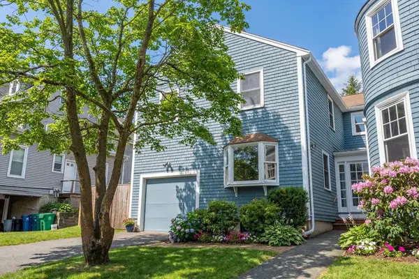 93 Central Ave #93, Newton, MA 02460
