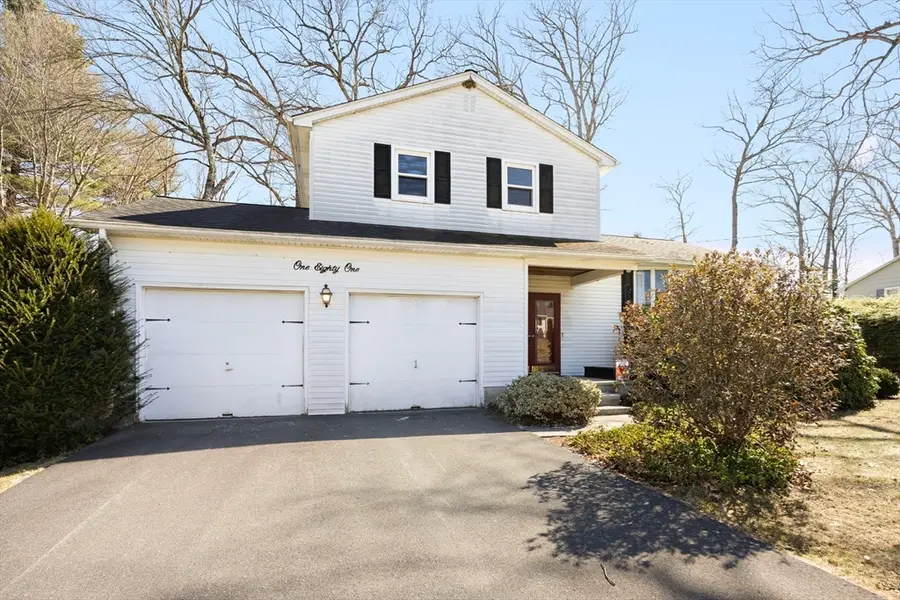 181 Eastwood Dr, Westfield, MA 01085 - #3