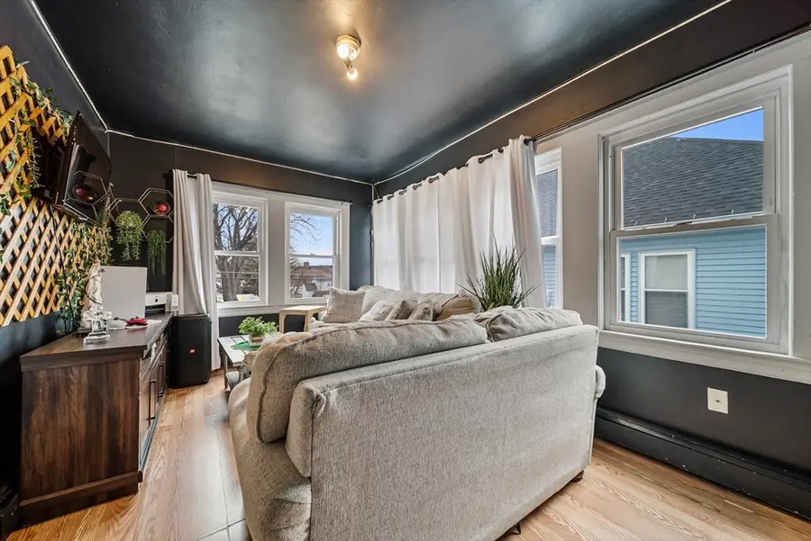 17-1/2 Balcom St, Nashua, NH 03060 - #3