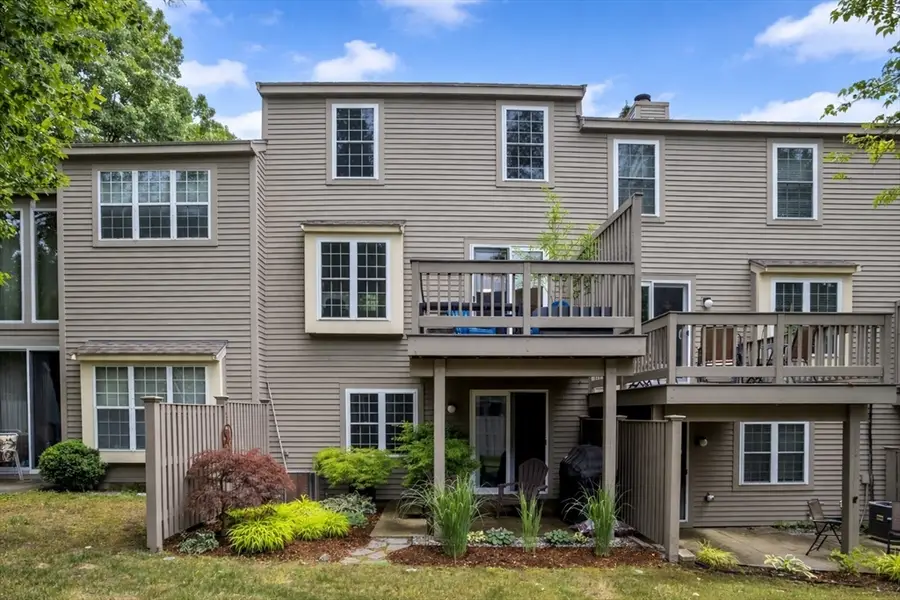 110 Ridgefield Cir #D, Clinton, MA 01510 - #2