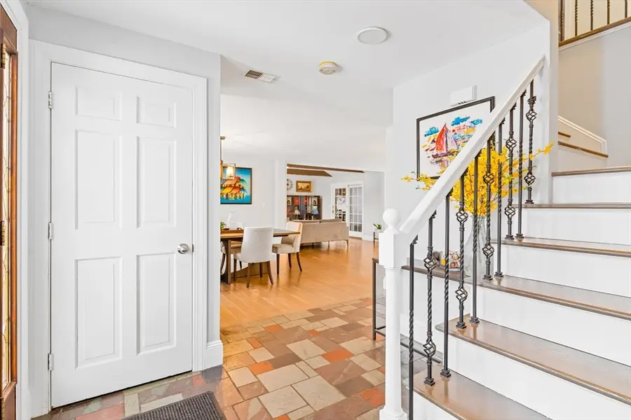 21 Barstow Dr, Braintree, MA 02184 - #3