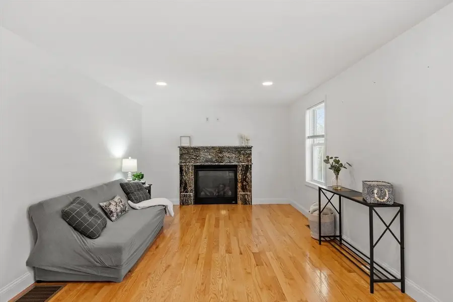 51 Valley Rd, Tewksbury, MA 01876 - #2