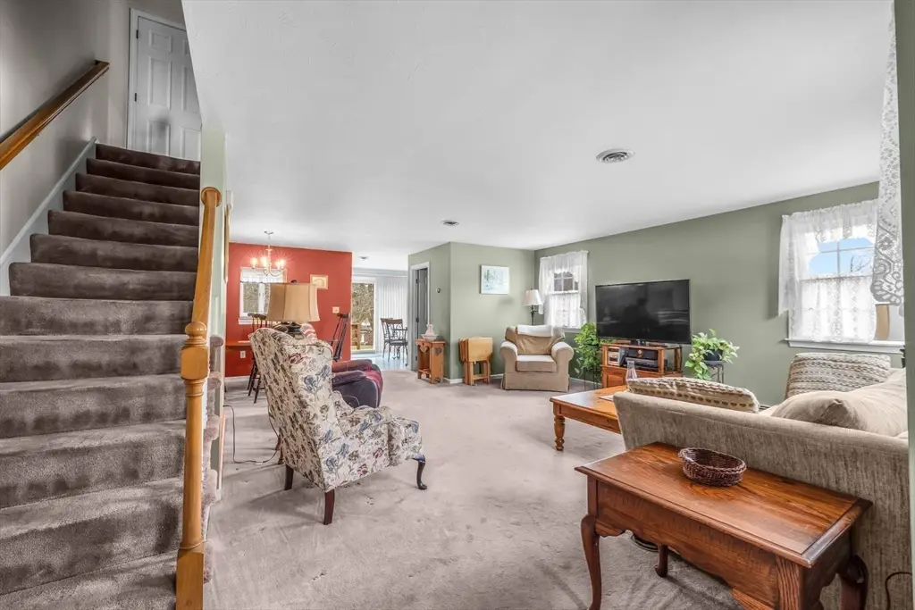 38 High St #8, Hanson, MA 02341 - #1