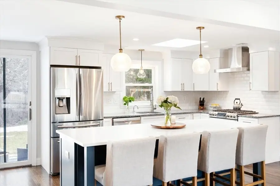 2 Stagecoach Rd, Medfield, MA 02052 - #3