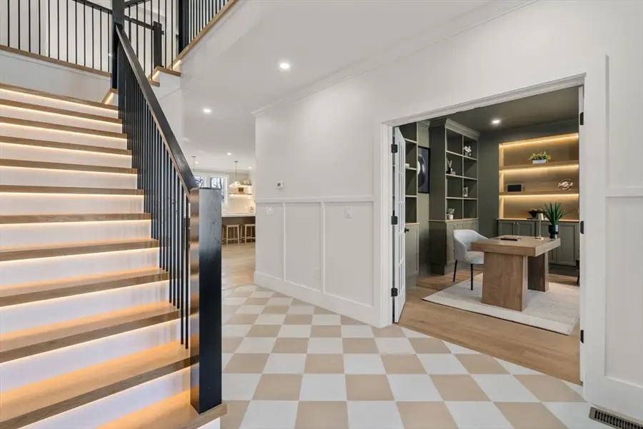 72 Valley Rd, Needham, MA 02492 - #3